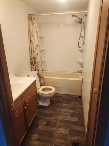 $170,000 | 18390 State Line Road, Edwardsburg, MI 49112