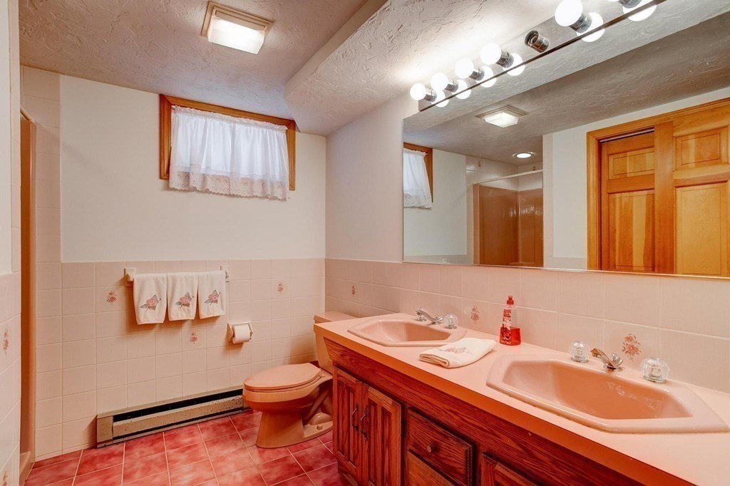 9 Reed Street Arlington, MA 02474 - Photo 25 of 34 Gallery Image 25