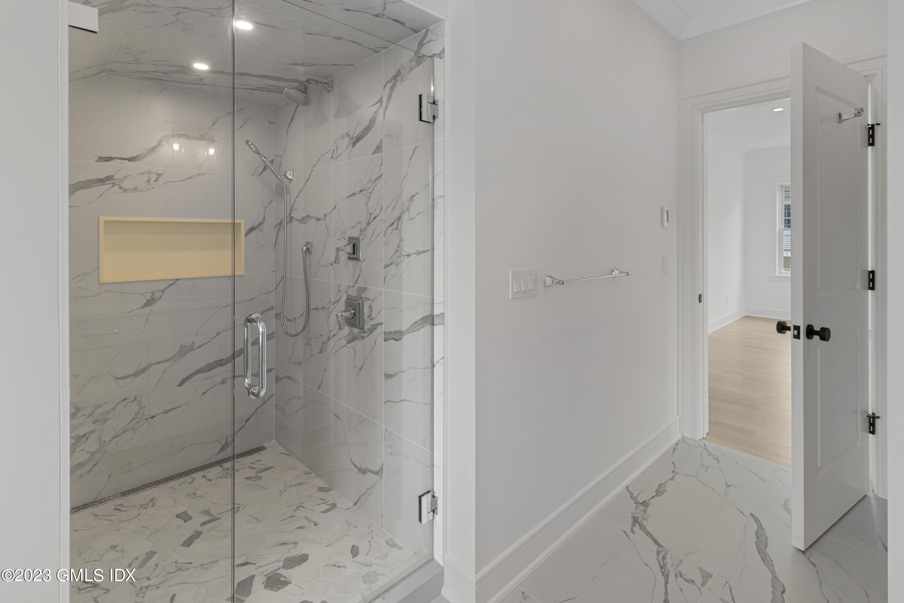 10 Sunshine Avenue Riverside, CT 06878 - Photo 10 of 27 a bathroom with a shower and a sink