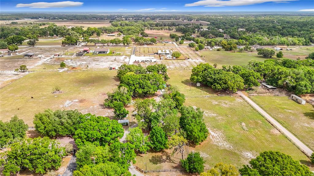 216 Corbett Road Lithia, FL 33547 - Photo 15 of 95