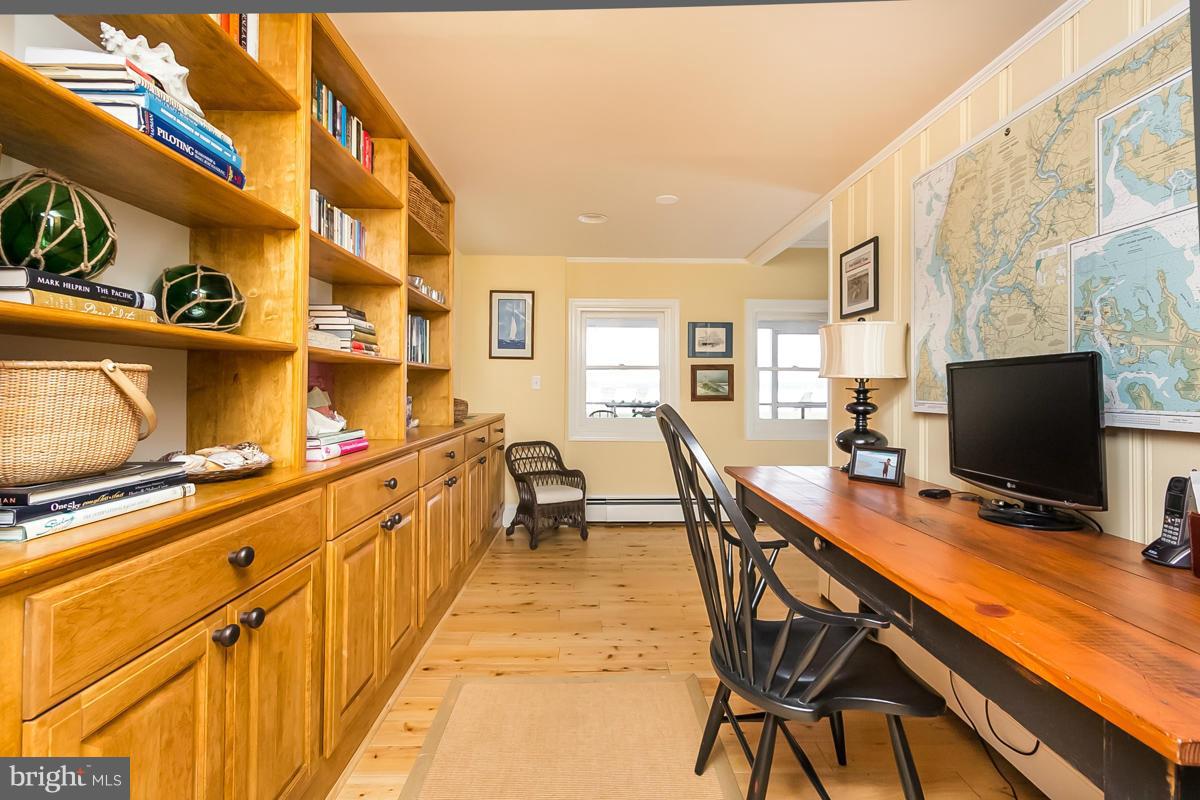 416 Pear Tree Point Road Chestertown, MD 21620 - Photo 16 of 30 Interior (General)