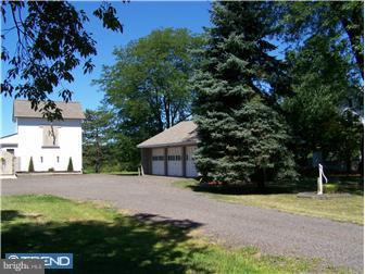 1722 Ridge Road Perkasie, PA 18944 - Photo 4 of 12