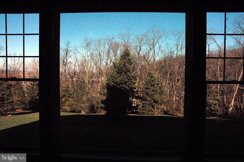 1149 Nissley Road Lancaster, PA 17601 - Photo 11 of 20 Gallery Image 11