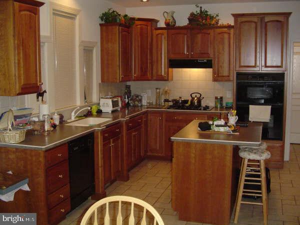 1149 Nissley Road Lancaster, PA 17601 - Photo 14 of 20 Gallery Image 14