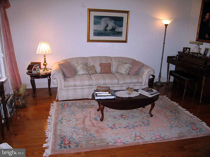 1149 Nissley Road Lancaster, PA 17601 - Photo 8 of 20 Gallery Image 8