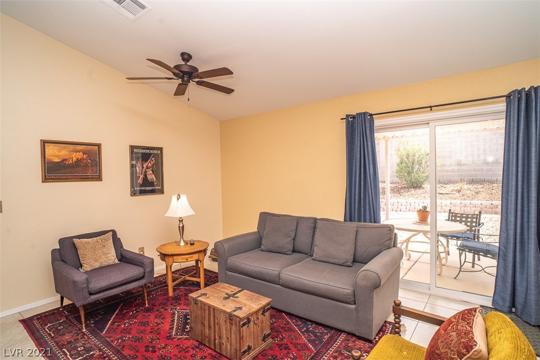 805 Rio Poco Court Henderson, NV 89015 - Photo 5 of 33 Gallery Image 5