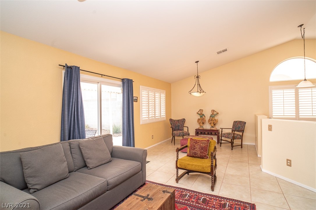 805 Rio Poco Court Henderson, NV 89015 - Photo 8 of 33 Gallery Image 8