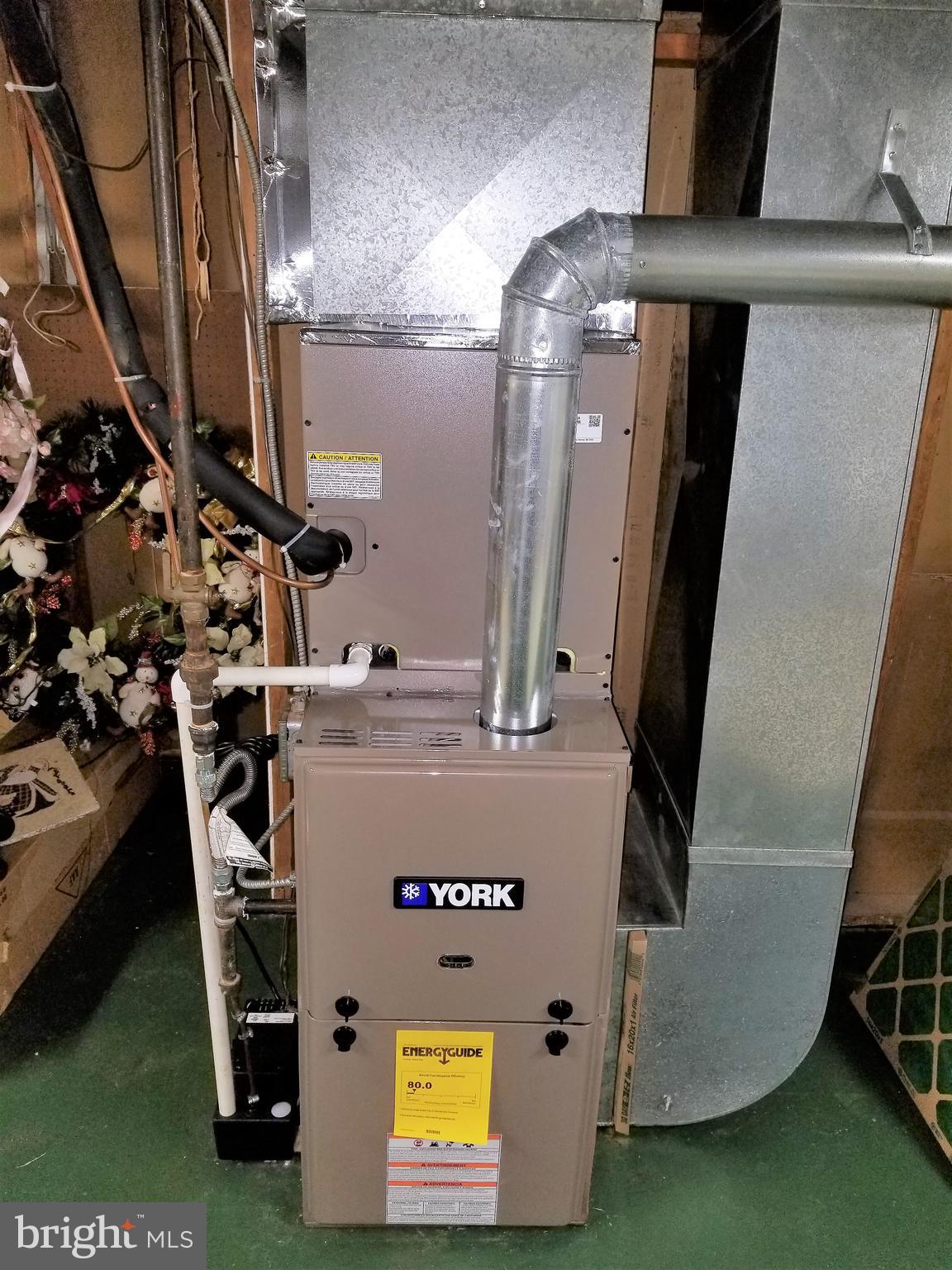 403 Oak Street Riverside, NJ 08075 - Photo 31 of 39 a view of water heater room