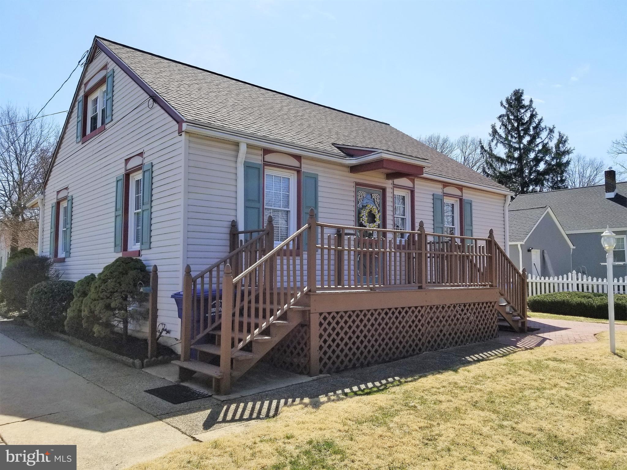 403 Oak Street Riverside, NJ 08075 - Photo 36 of 39 a view of a house with a yard