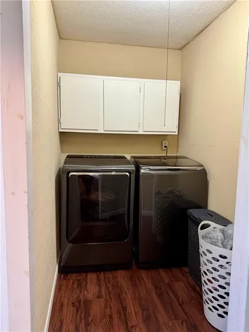 $140,000 | 300 South 4th Street, Burlington, KS 66839