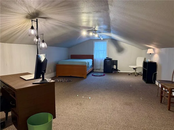$140,000 | 300 South 4th Street, Burlington, KS 66839