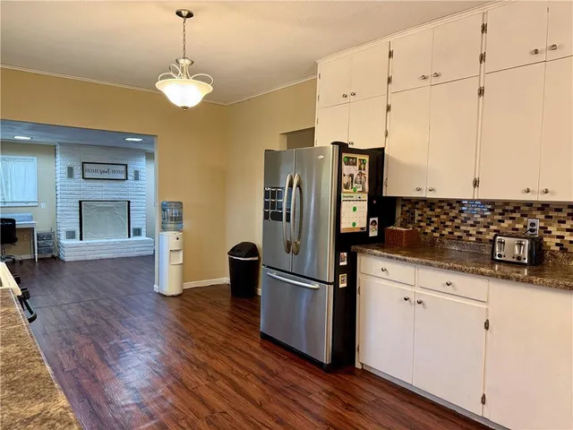 $140,000 | 300 South 4th Street, Burlington, KS 66839