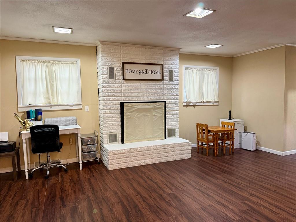 300 South 4th Street Burlington, KS 66839 - Photo 9 of 16