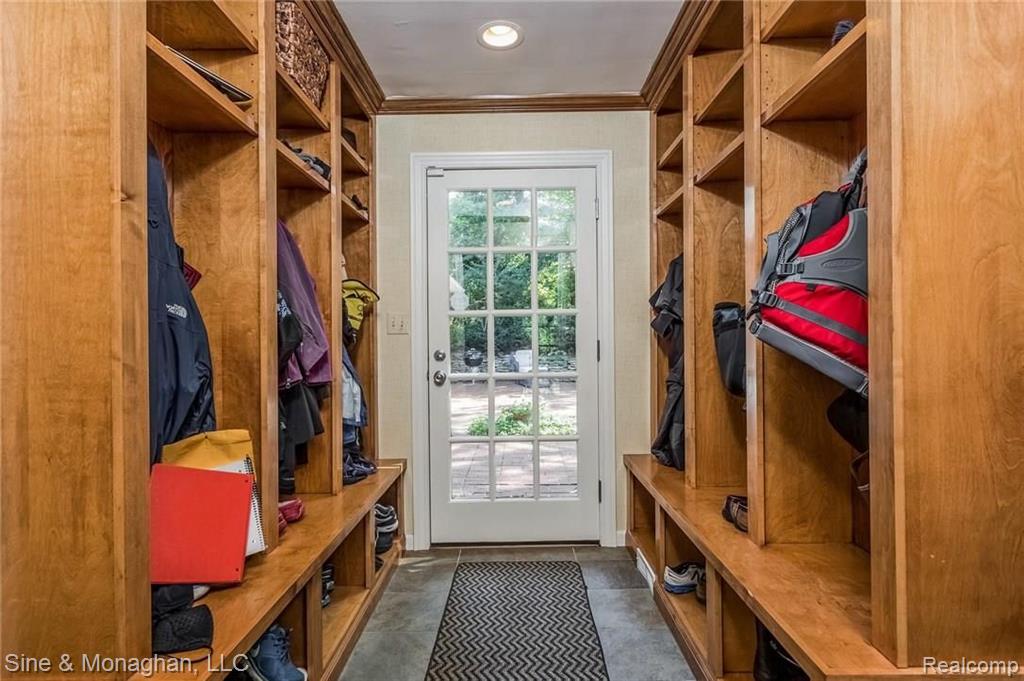 157 Kenwood Road Grosse Pointe Farms, MI 48236 - Photo 27 of 84