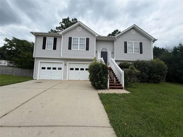 $1,995 | 1613 Fort Perry Way, Dacula, GA 30019