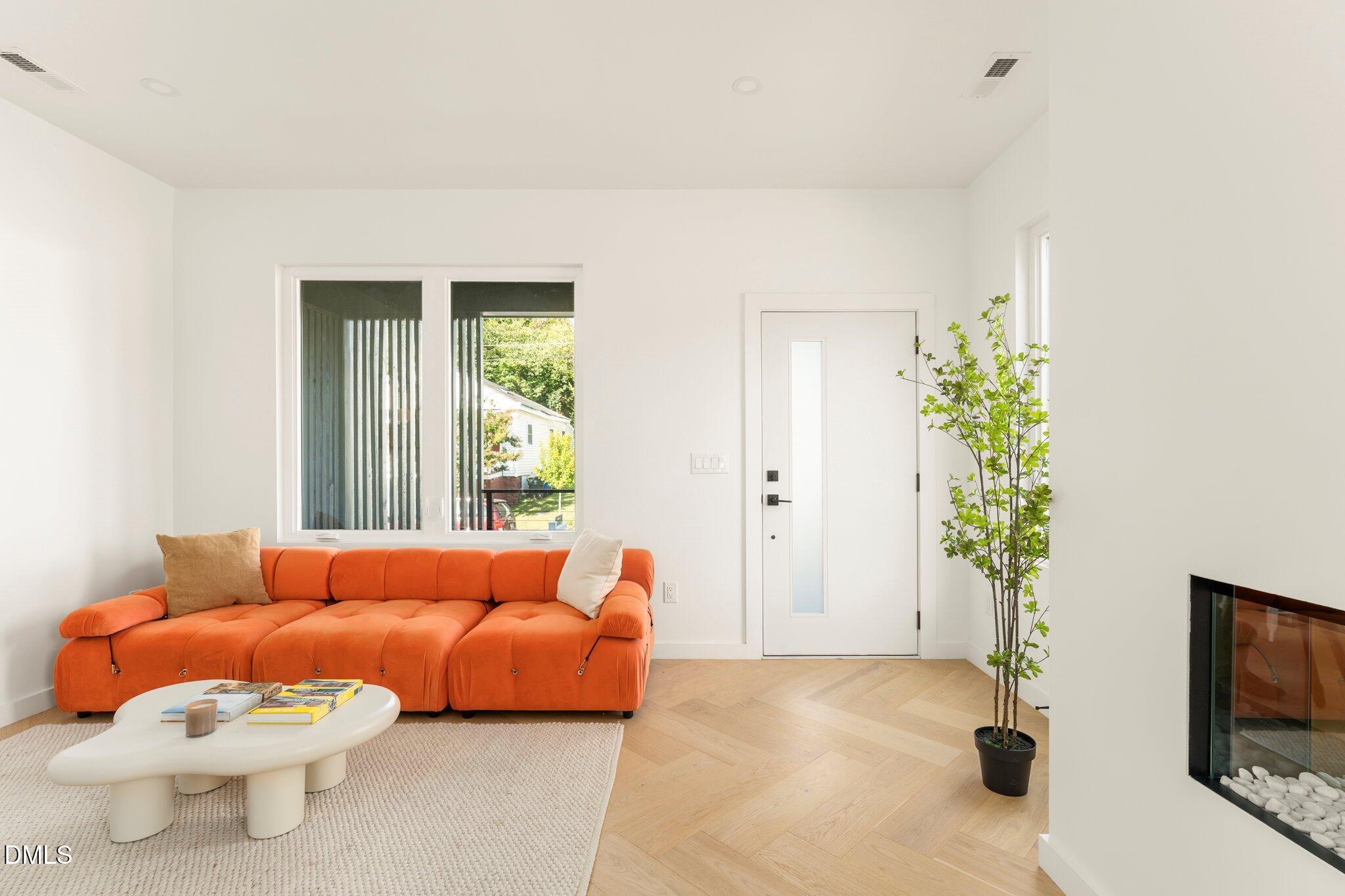 409 Alston Street, Unit 101 Raleigh, NC 27601 - Photo 5 of 39 09-409 Alston St-9