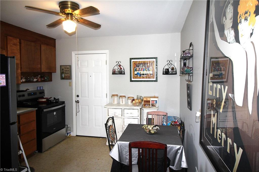 307 Guerrant Street Greensboro, NC 27401 - Photo 6 of 10