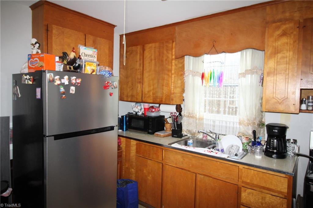 307 Guerrant Street Greensboro, NC 27401 - Photo 7 of 10