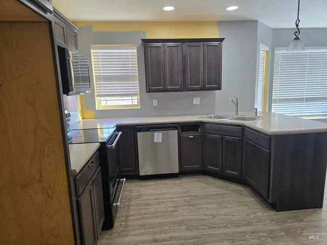 $359,900 | 181 Villa Drive, Heyburn, ID 83336