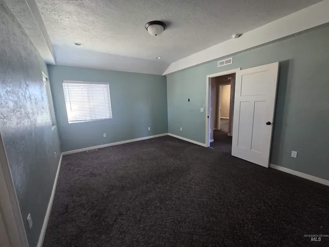 $359,900 | 181 Villa Drive, Heyburn, ID 83336