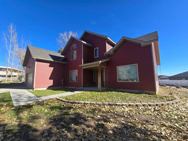 $359,900 | 181 Villa Drive, Heyburn, ID 83336
