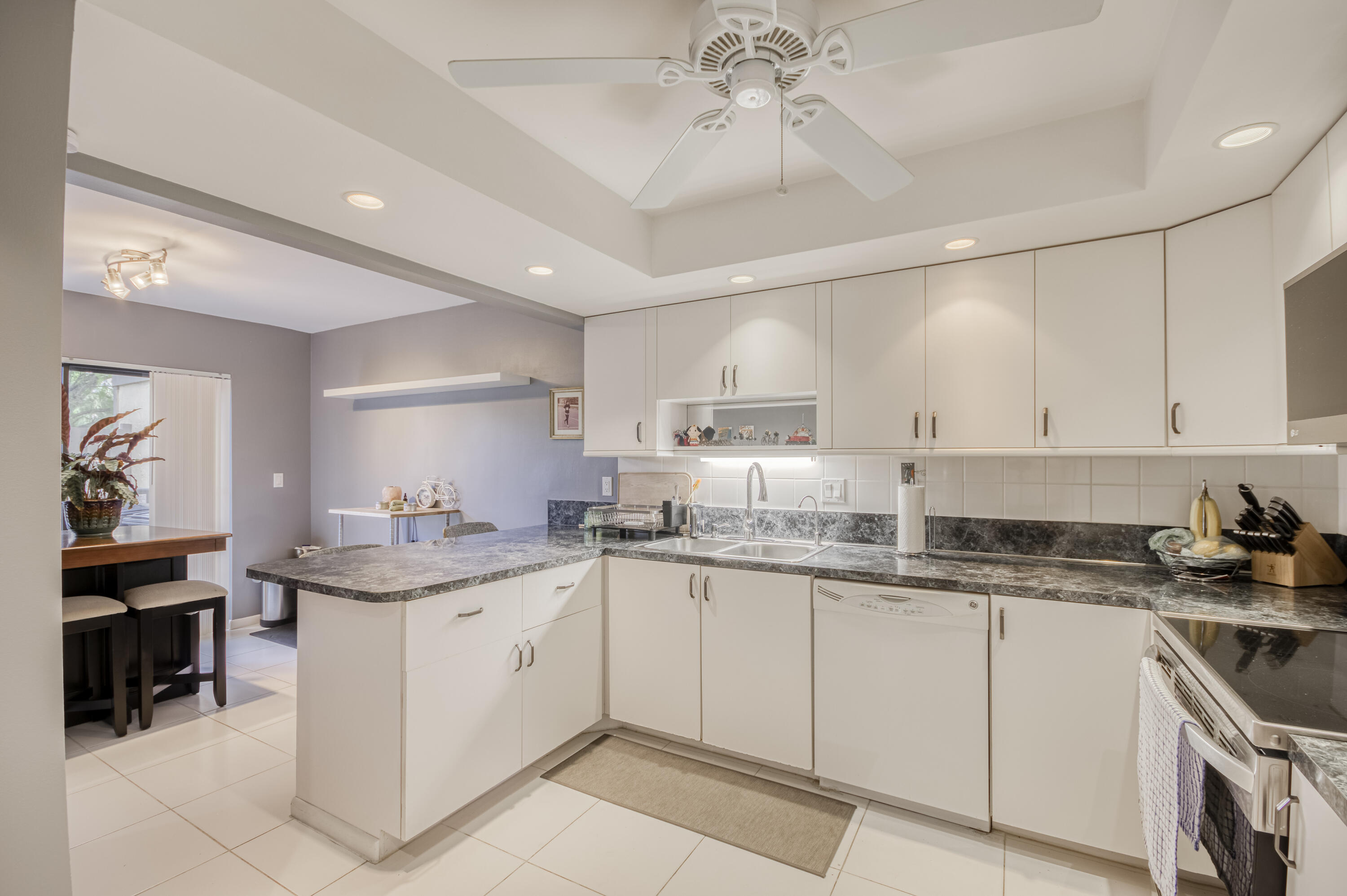 11135 Oakdale Road Boynton Beach, FL 33437 - Photo 12 of 42 IMG-18