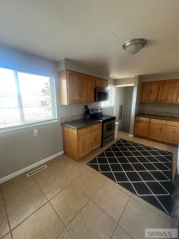 $319,900 | 308 Monroe Street, Blackfoot, ID 83221