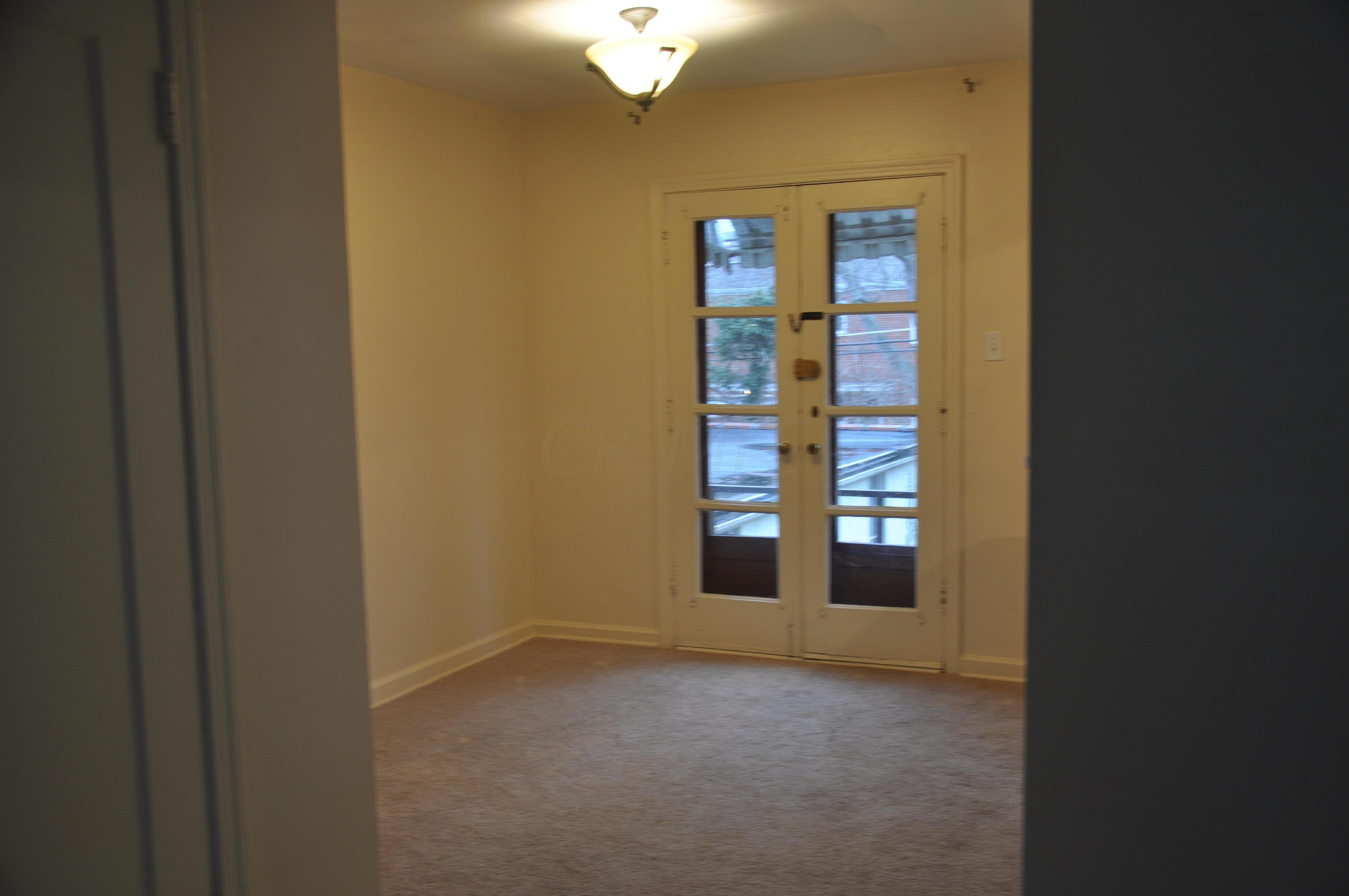 2074 Ridgeview Road Upper Arlington, OH 43221 - Photo 6 of 15