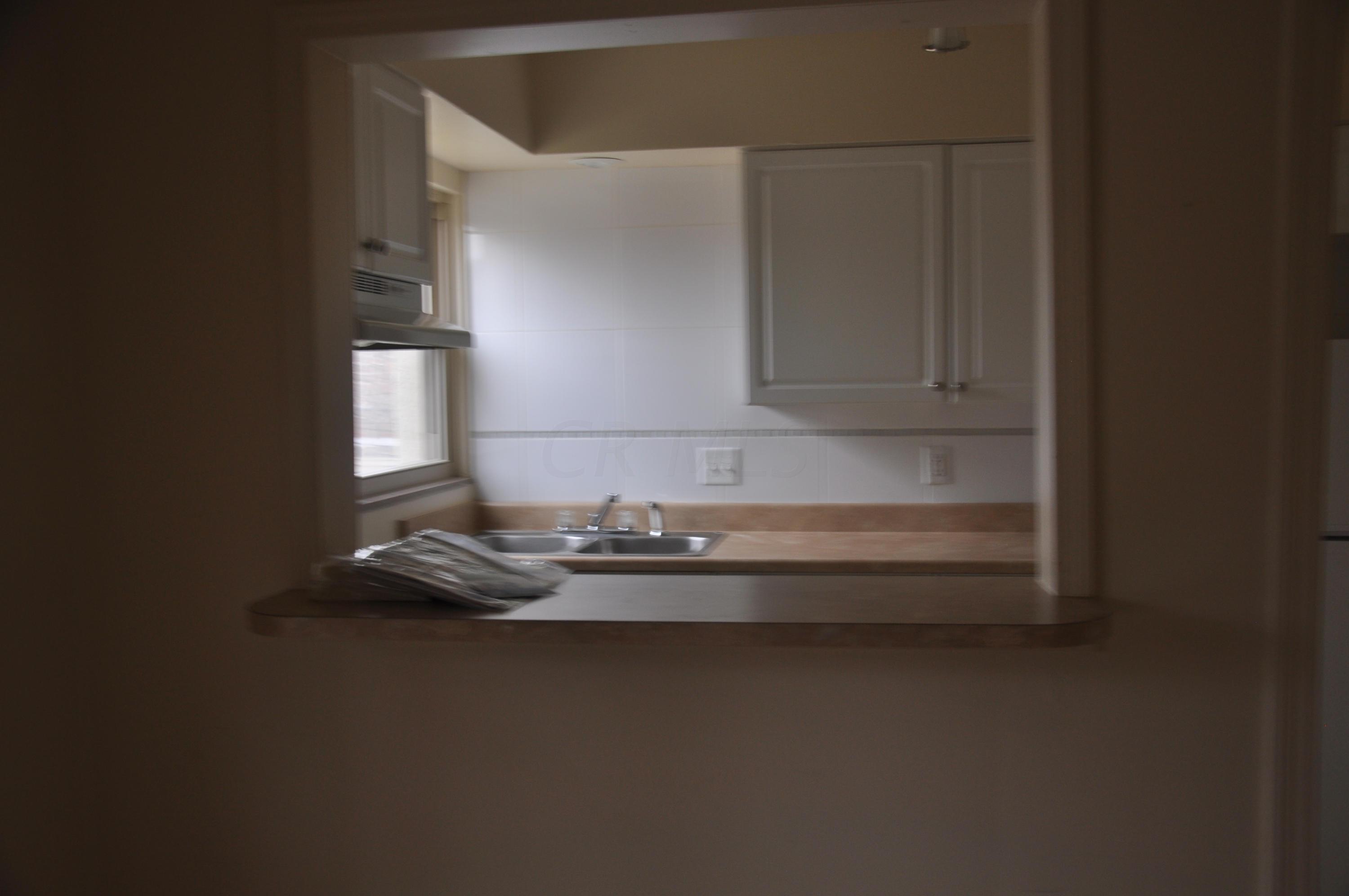 2074 Ridgeview Road Upper Arlington, OH 43221 - Photo 10 of 15