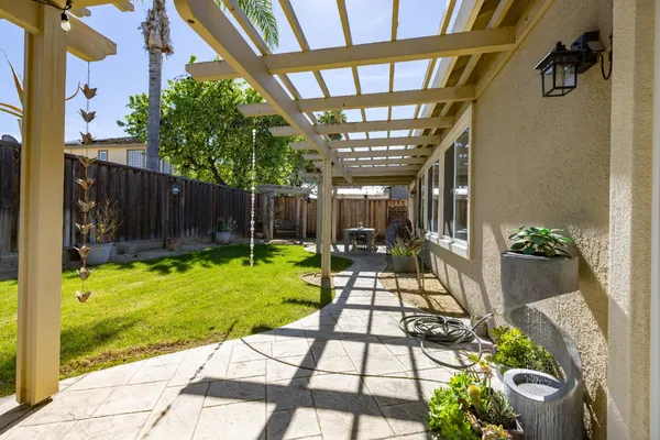 $820,000 | 336 Kristen Way, Ripon, CA 95366