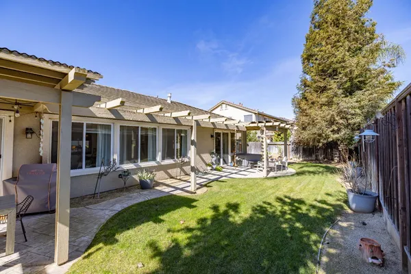 $820,000 | 336 Kristen Way, Ripon, CA 95366