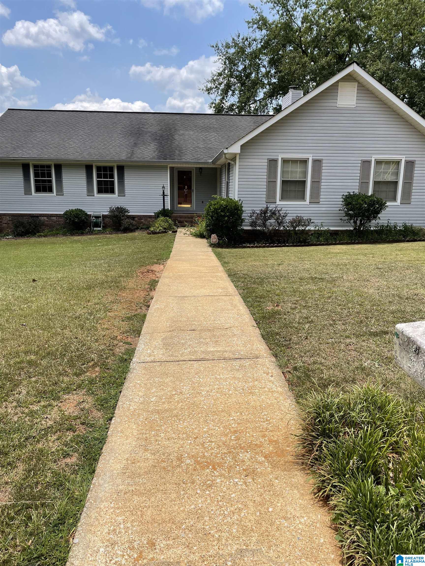 3900 Dundee Street Anniston, AL 36207 - Photo 1 of 32