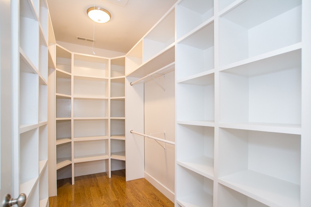 47 Lincoln Road, Unit 2 Newton, MA 02458 - Photo 10 of 19 Gallery Image 10
