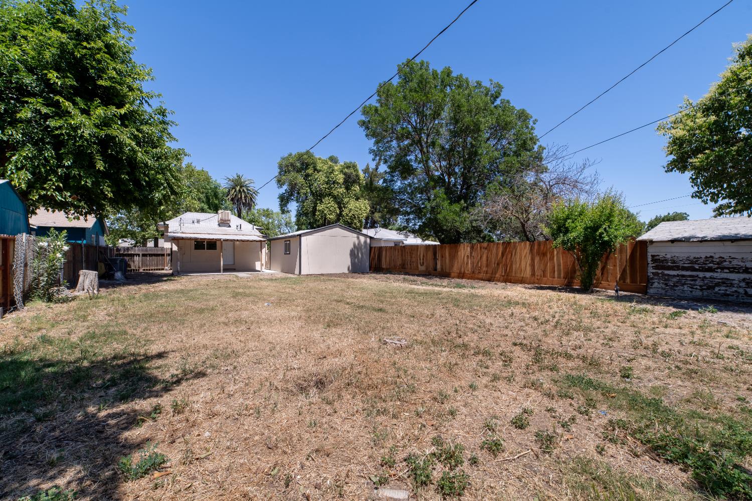 632 West 25th Street Merced, CA 95340 - Photo 30 of 37