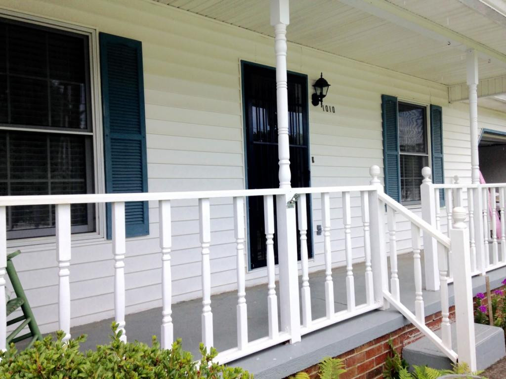 1010 Mountainview Road Erwin, TN 37650 - Photo 16 of 26 love this front porch