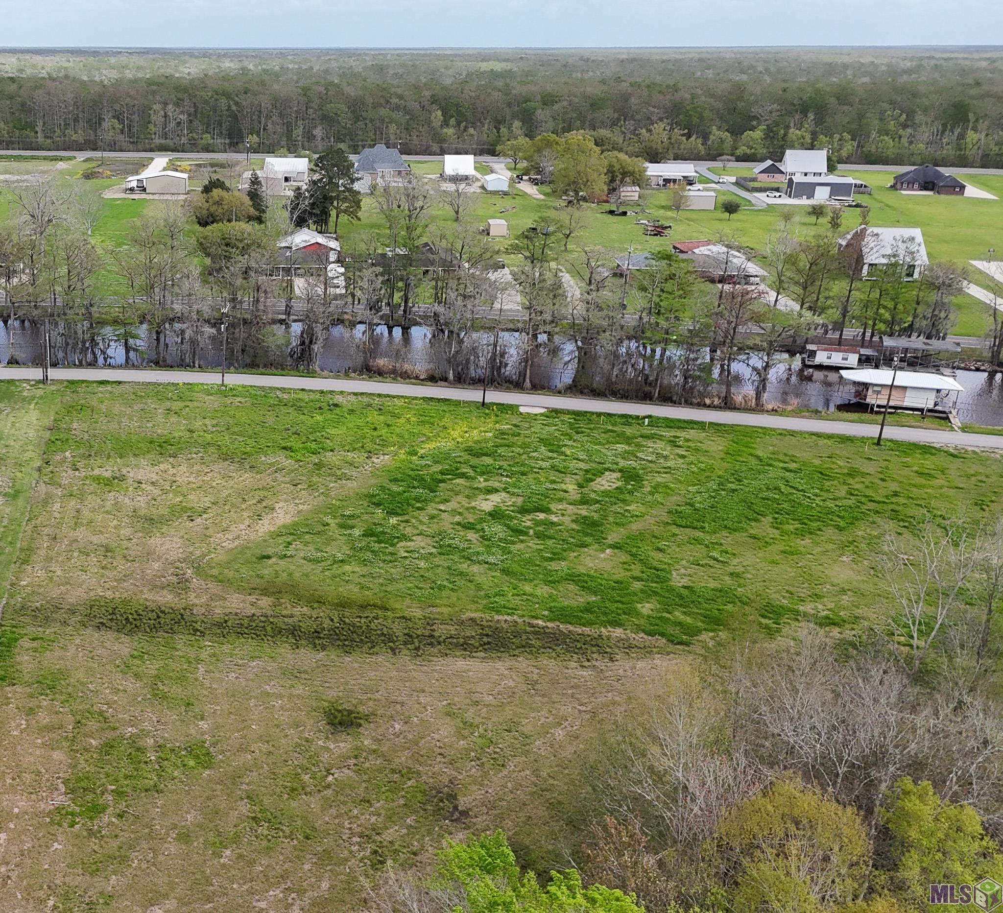 610 Bayou Drive West Pierre Part, LA 70339 - Photo 6 of 8