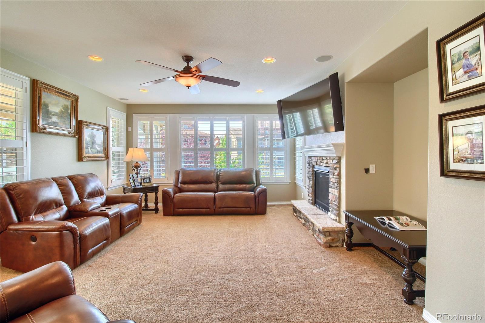 426 Maplehurst Drive Highlands Ranch, CO 80126 - Photo 3 of 35 Gallery Image 3