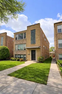 $2,200 | 3924 North California Avenue, Unit G, Chicago, IL 60618