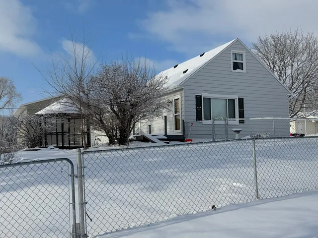 $315,000 | 2884 Knollwood Drive Southeast, Rochester, MN 55904