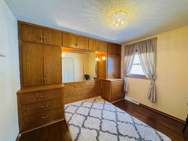 $315,000 | 2884 Knollwood Drive Southeast, Rochester, MN 55904