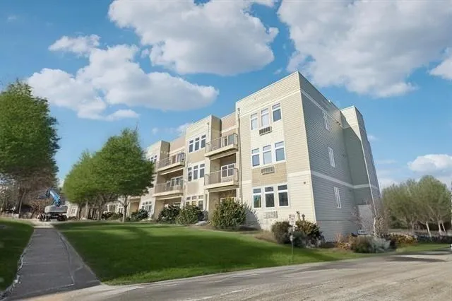 $185,000 | 8206 Starr Grass Drive, Unit 306, Madison, WI 53719