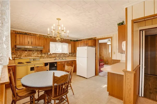 $180,000 | 205 North Quarry Street, Mount Pleasant, PA 15666