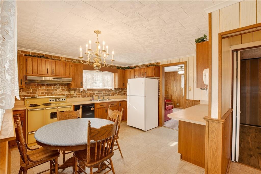 205 North Quarry Street Mount Pleasant, PA 15666 - Photo 18 of 36