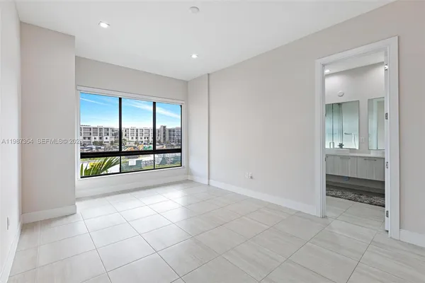 $6,000 | 8225 Northwest 43rd Street, Doral, FL 33166