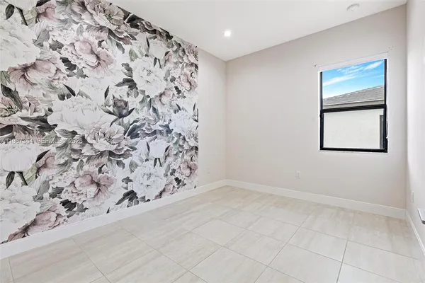 $6,000 | 8225 Northwest 43rd Street, Doral, FL 33166