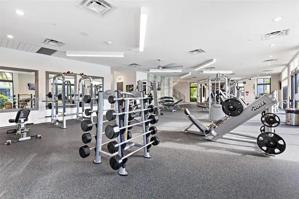 $6,000 | 8225 Northwest 43rd Street, Doral, FL 33166