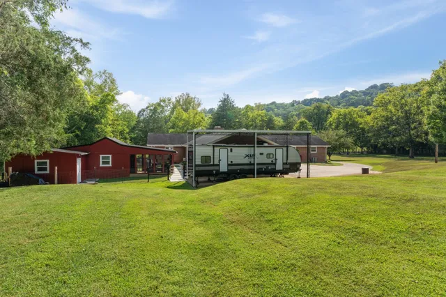$849,900 | 467 Dry Creek Road, Goodlettsville, TN 37072