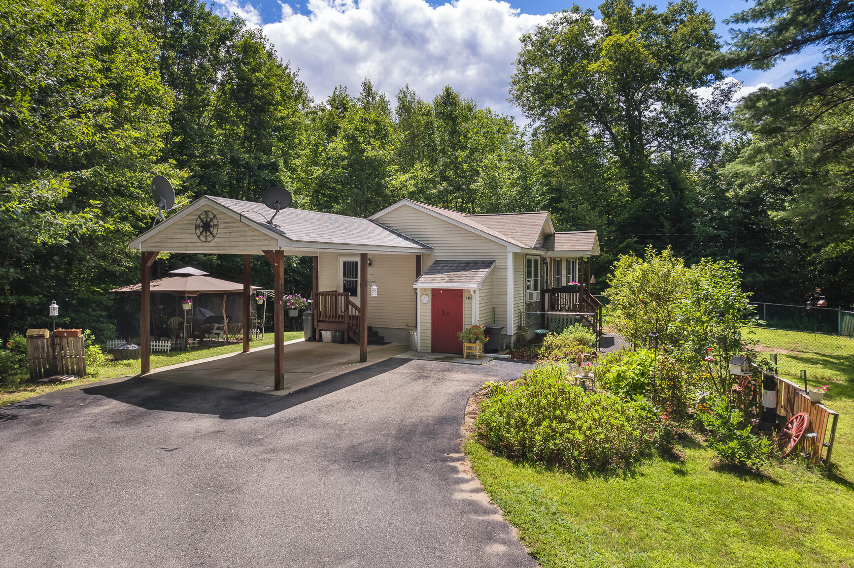 121 Railroad Avenue Springvale, ME 04083 - Photo 1 of 20 Aerial-2