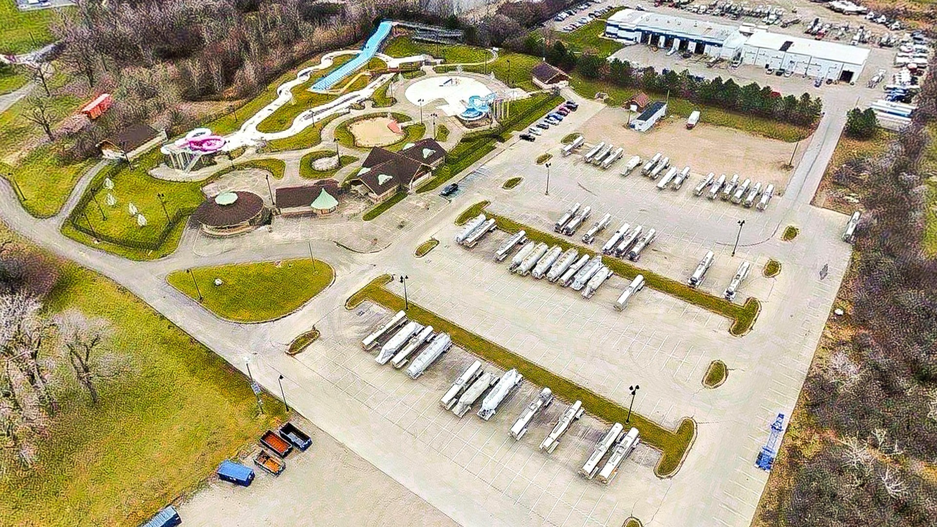 view of a swimming pool