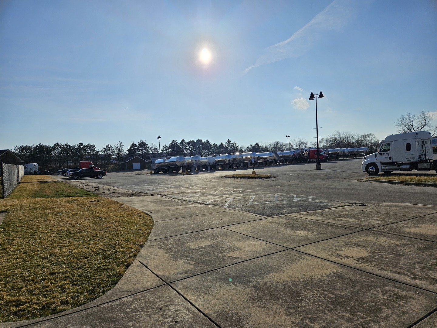 2780 Channahon Road Joliet, IL 60436 - Photo 6 of 10 a view of a swimming pool and an outdoor seating